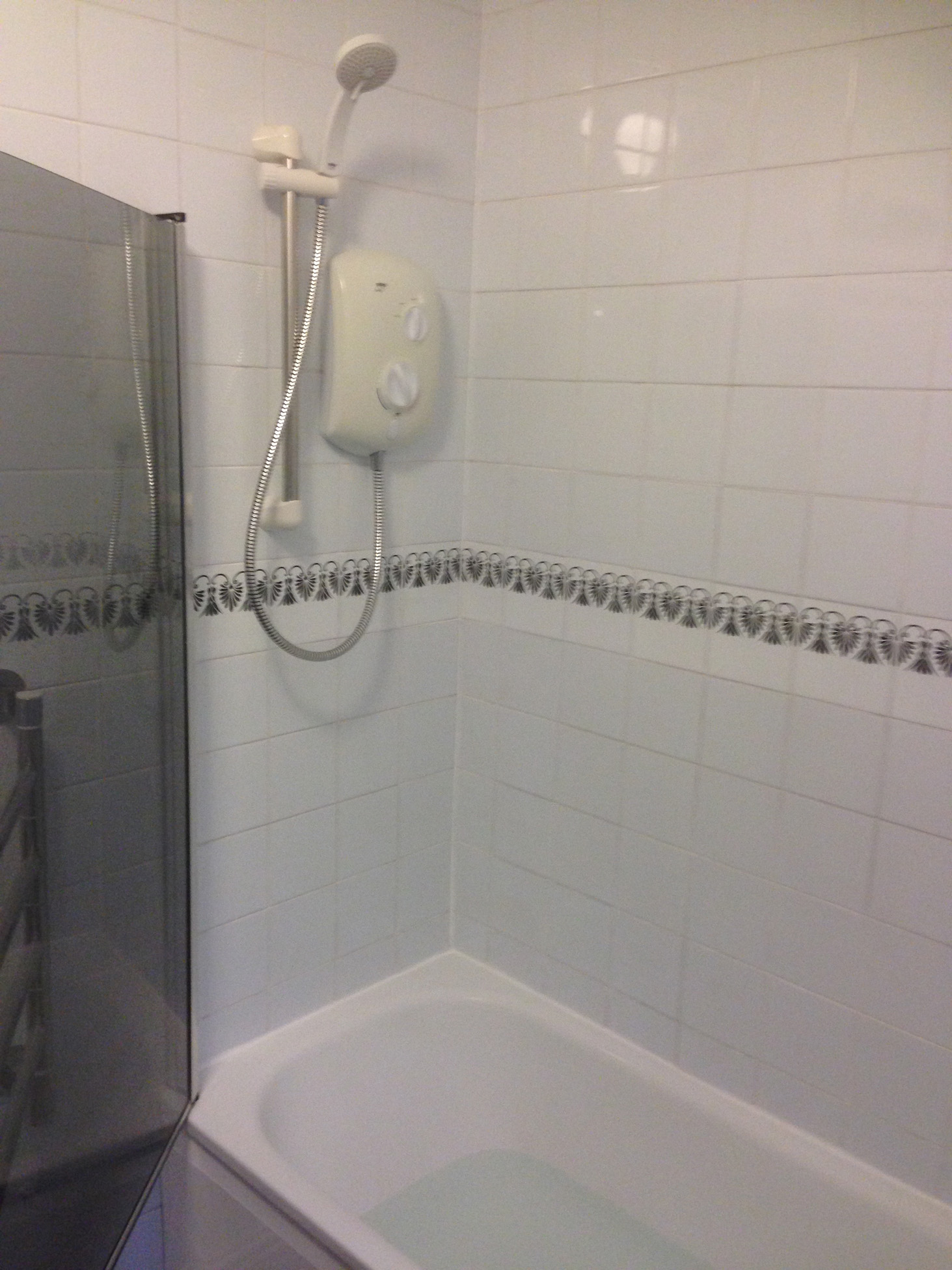 Grout Cleaning & Recolouring