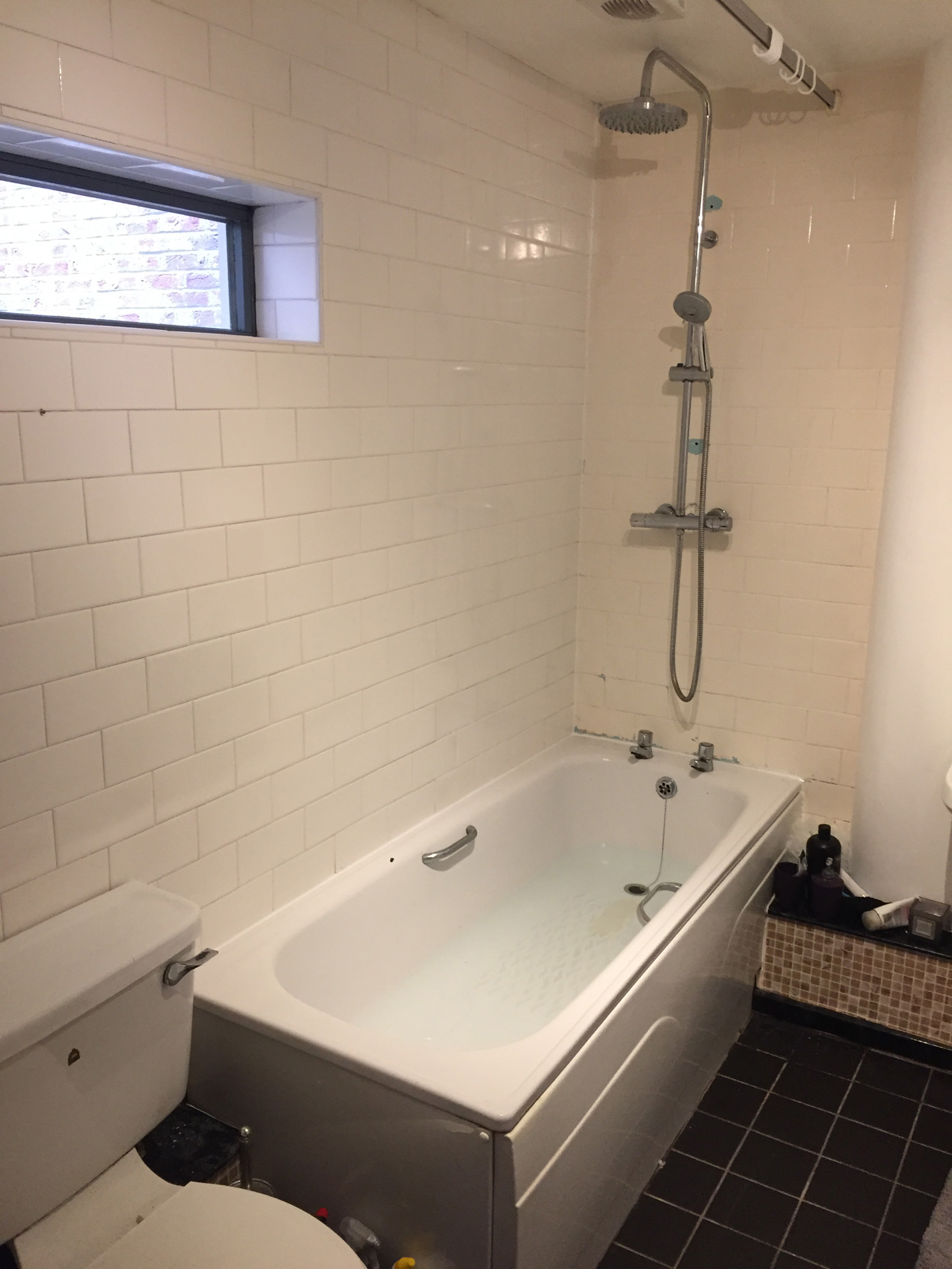 Grout Cleaning & Recolouring